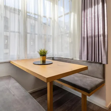 Kaiser Max Design Appartements *