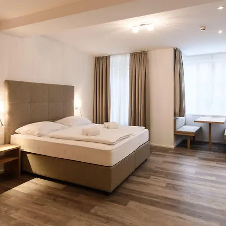 Kaiser Max Design Апартаменты *