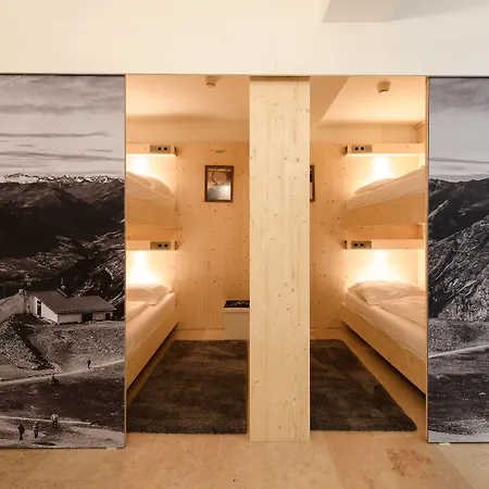 Апартаменты Kaiser Max Design